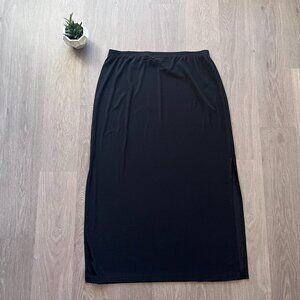 Jessica Plus Black Midi Skirt with Side-Slit & Elastic Waist